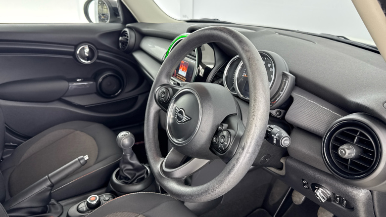 MINI Hatchback 1.5 Cooper Classic II 5dr Petrol Hatchback